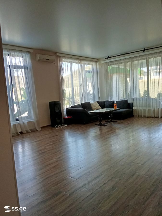7 Room Private House For Sale view 12