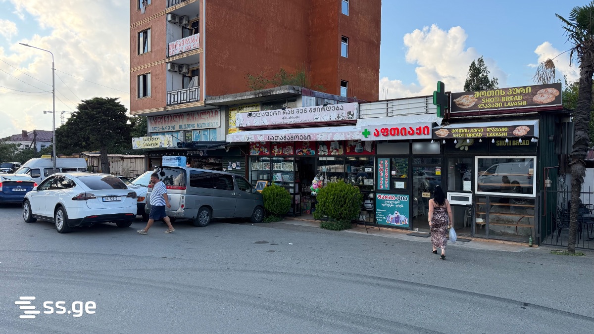 Commercial Space For Sale. Chaqvi view 2