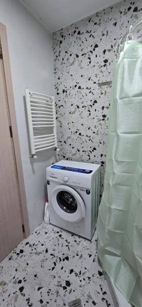 https://static.ss.ge/20260903/3_64cc14ce-018a-42de-9e7b-35f3a10913cb_Thumb.jpg