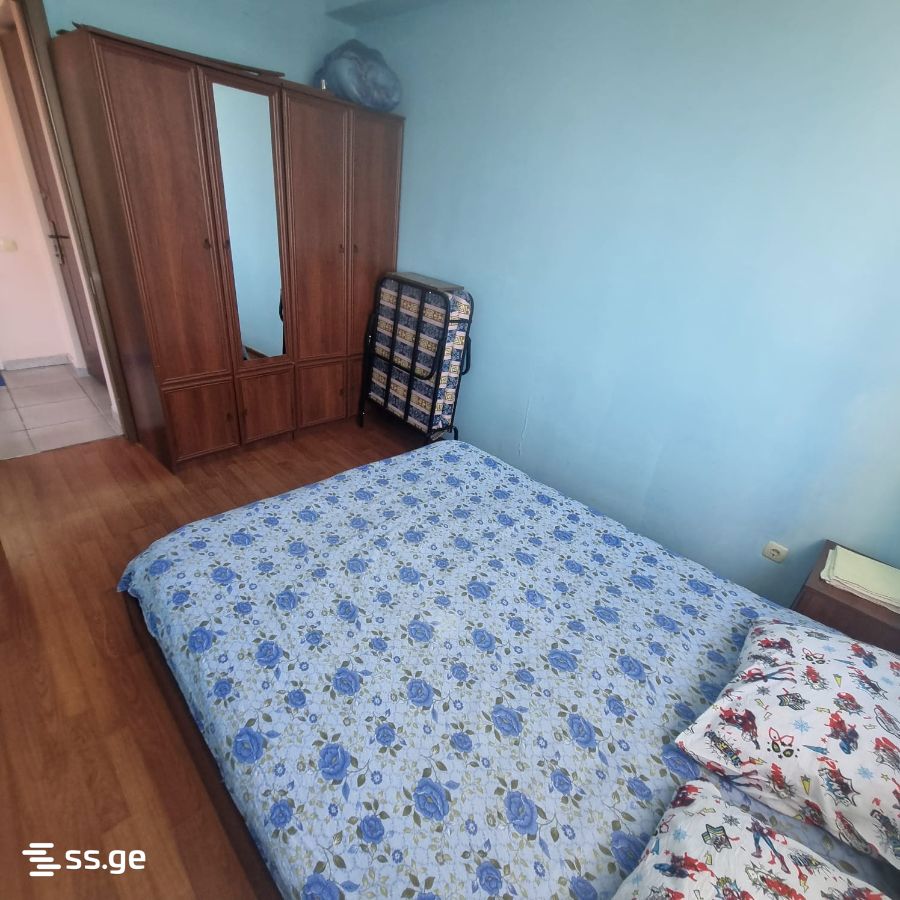 2 Room Flat For Rent. Poti view 4