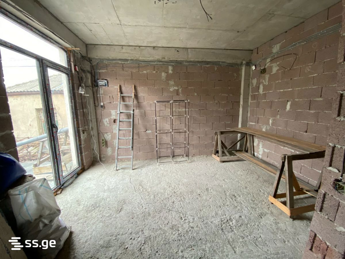 6 Room Private House For Sale view 15