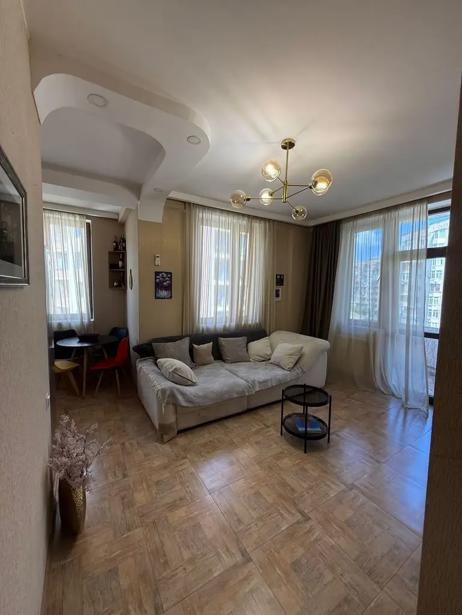 https://static.ss.ge/20260904/12_f281570d-b2d8-461e-a7b5-704ec284a560_Thumb.jpg