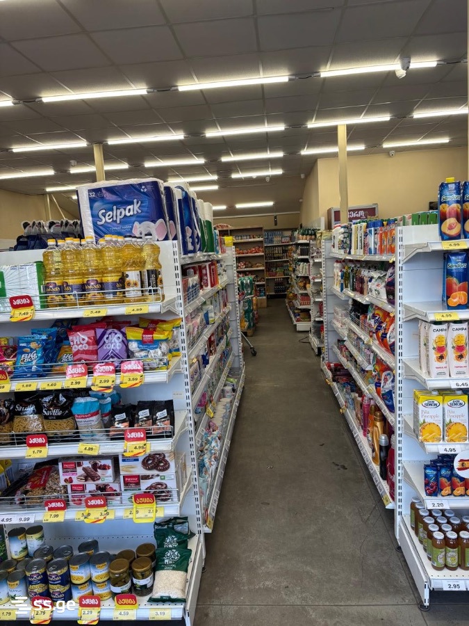 Commercial Space For Sale. Gori view 4
