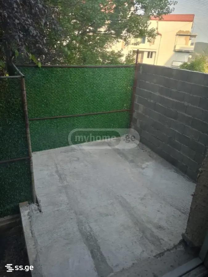 5 Room Private House For Sale view 8