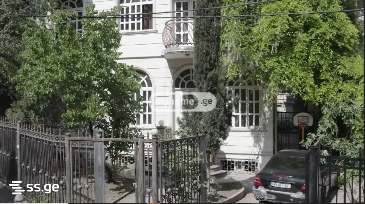 20 Room Hotel For Sale view 3