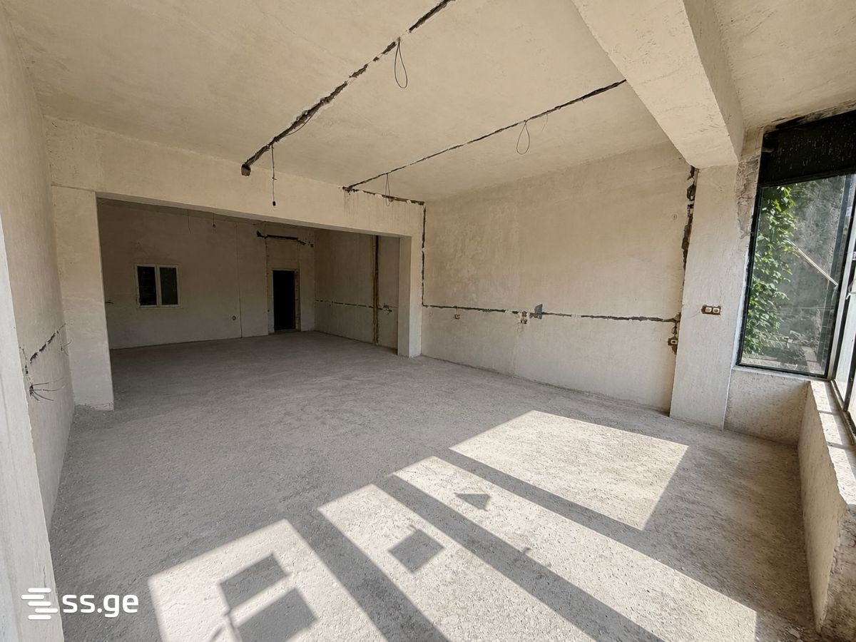 Commercial Space For Rent. Zestaphoni view 2