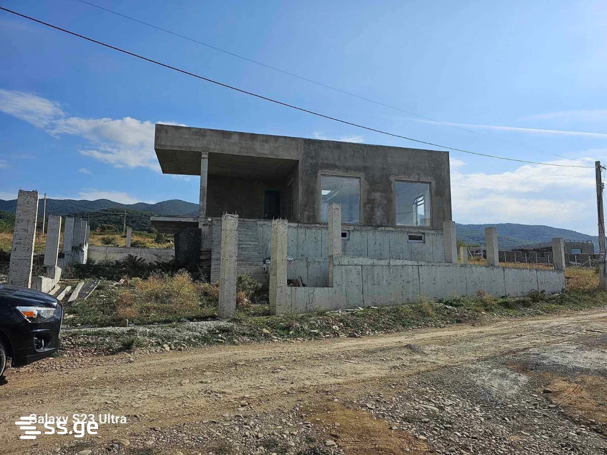 4 Room Private House For Sale view 6