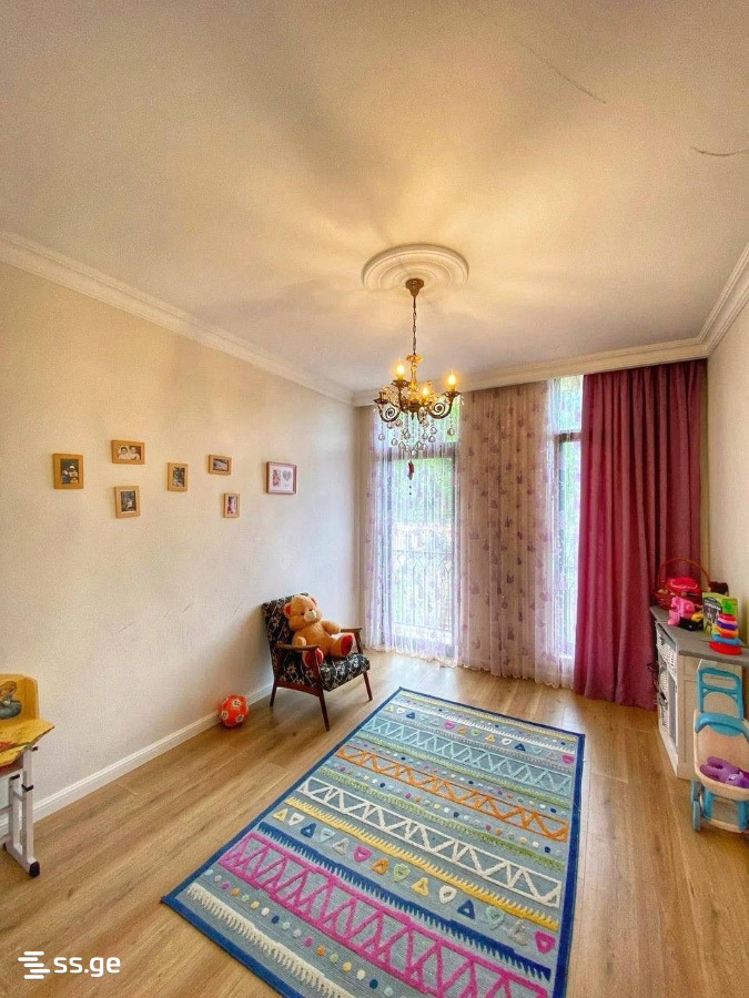 8 Room Private House For Rent. Makhindjauri view 7