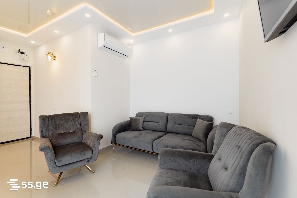 2 Room Apartment For Rent Khimshiashvilis Ubani, In Batumi view 9