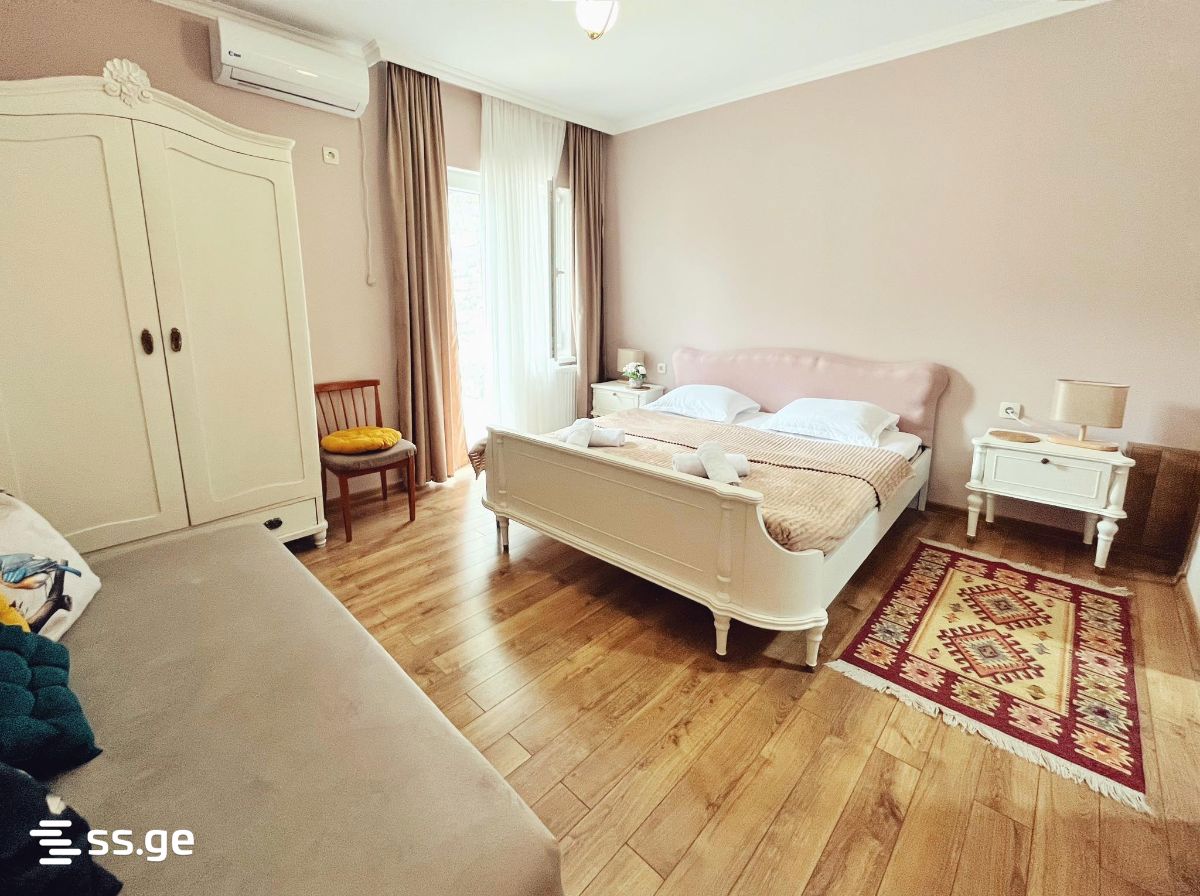 3 Room Summer Cottage For Rent. Borjomi view 1