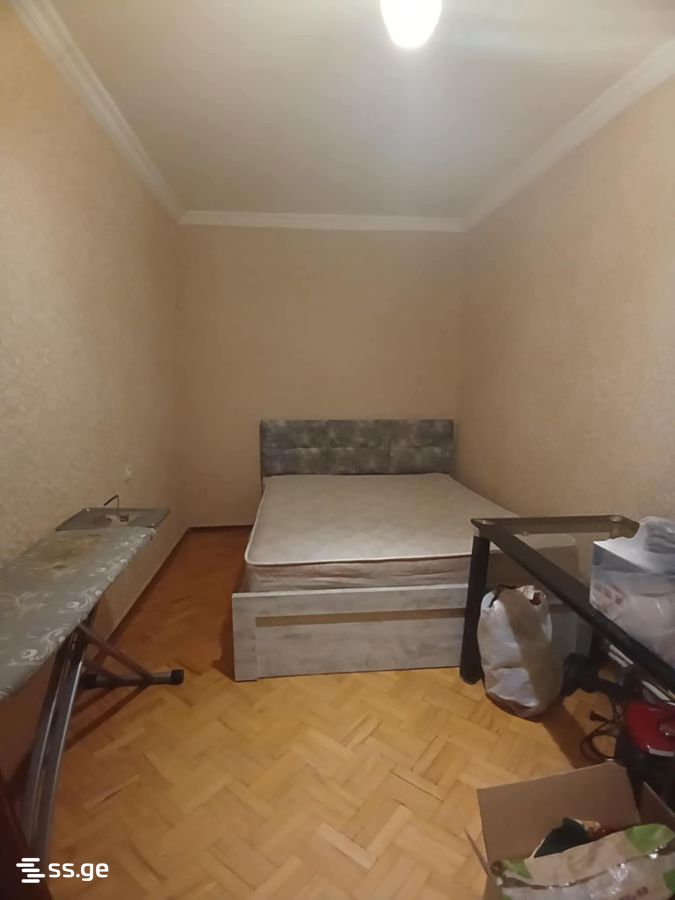 5 Room Flat For Sale view 1