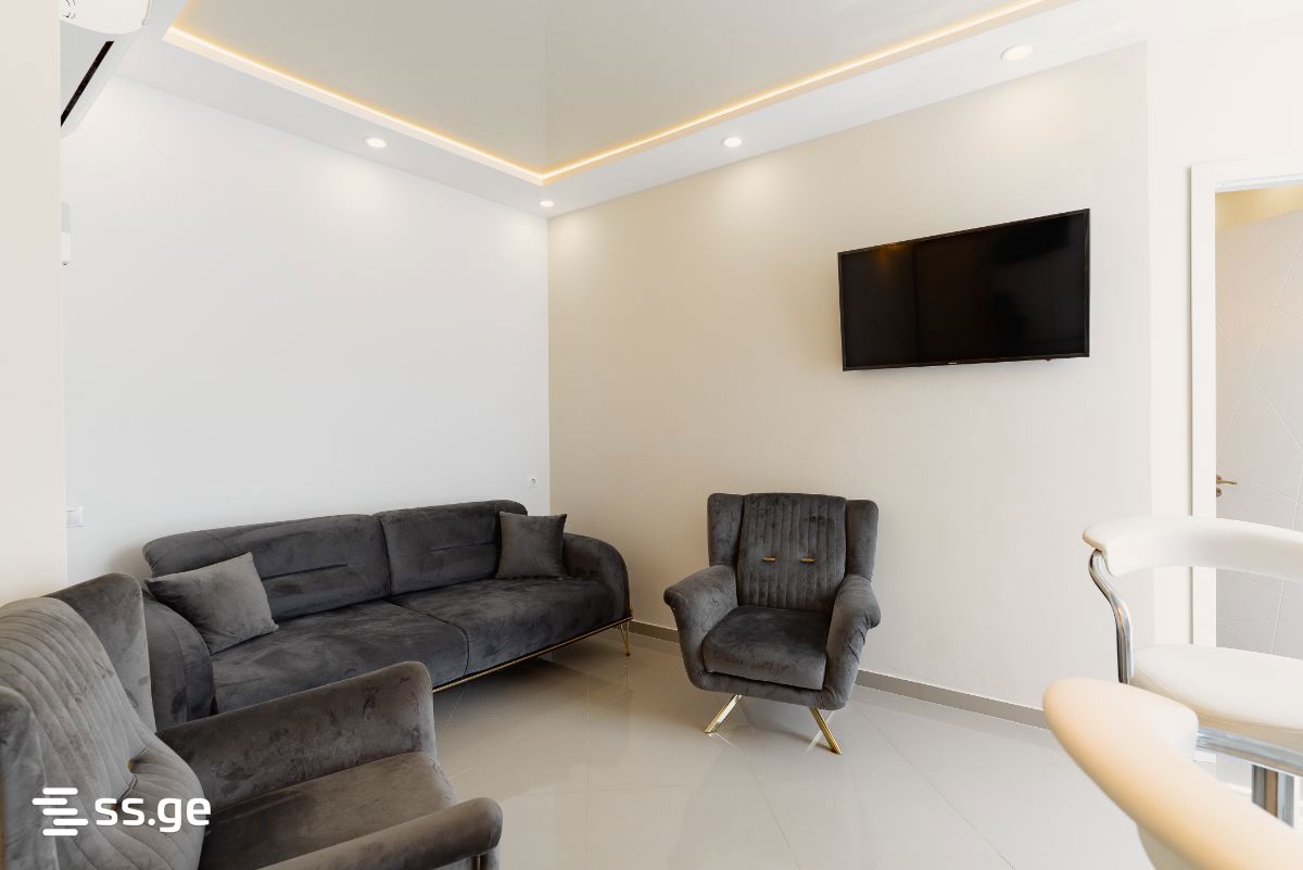 2 Room Apartment For Rent Khimshiashvilis Ubani, In Batumi view 10