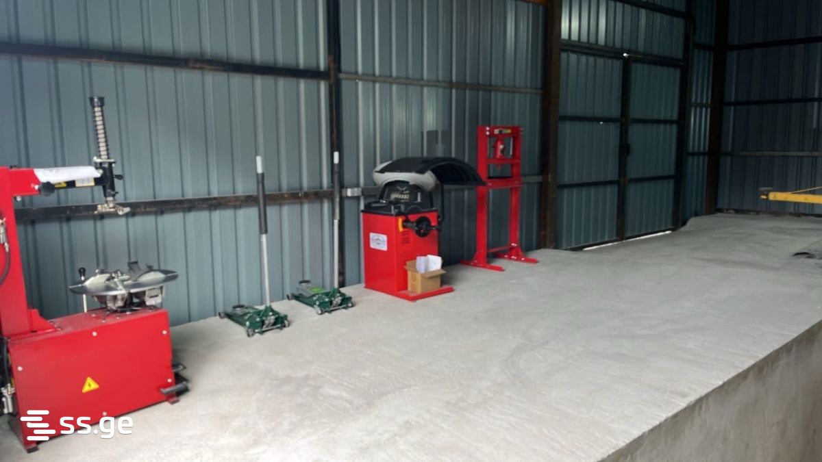 Store-Industrial Property For Rent. Kazbegi view 1
