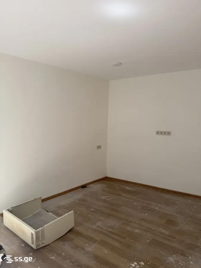2 Room Private House For Sale view 5