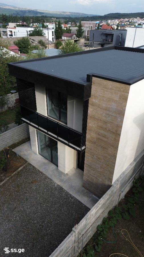 5 Room Private House For Sale view 15