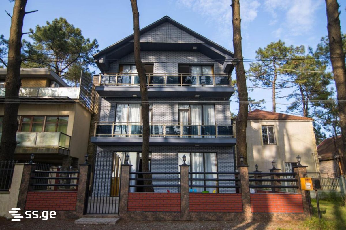 8 Room Hotel For Sale view 1