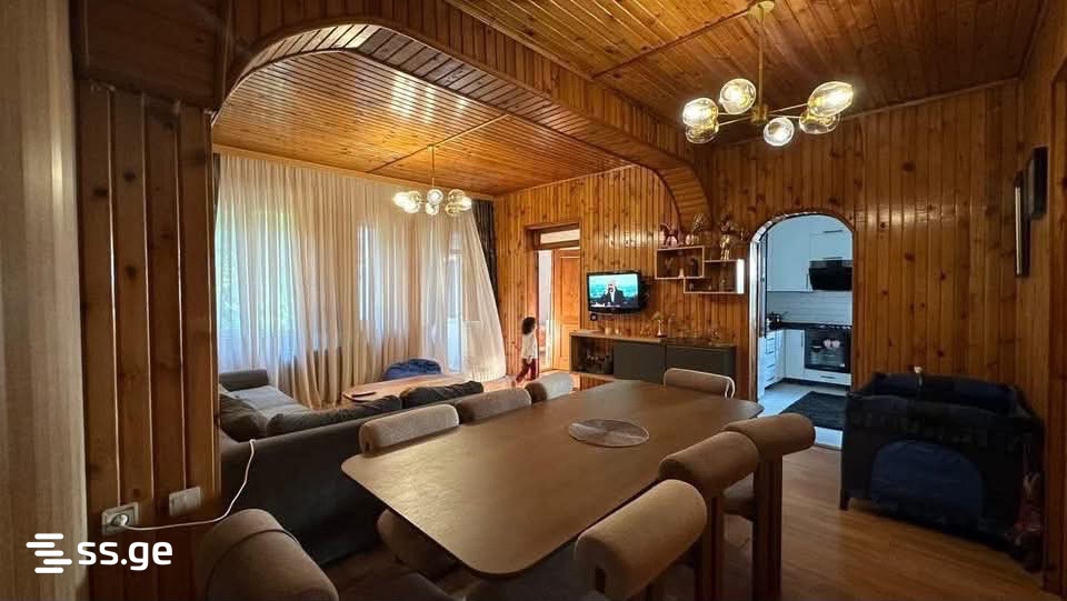 5 Room Private House For Sale view 4
