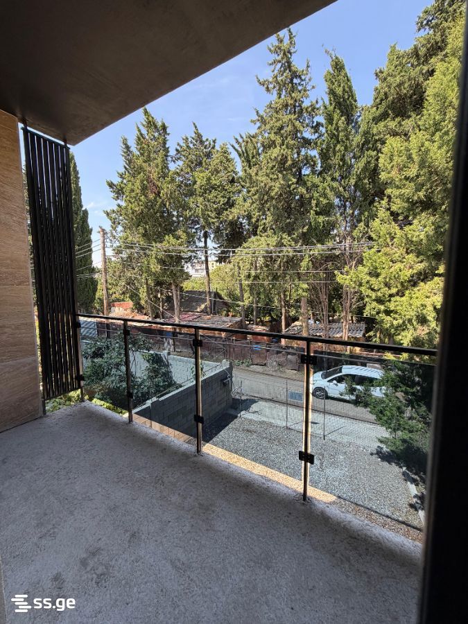 5 Room Private House For Sale view 8