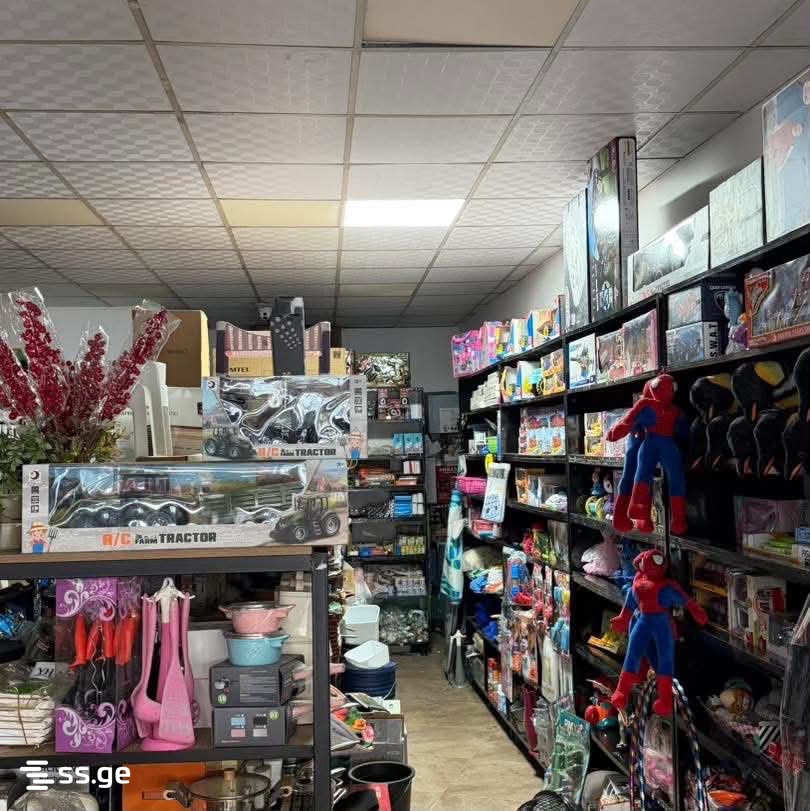 Shopping Property For Sale. Chaqvi view 3