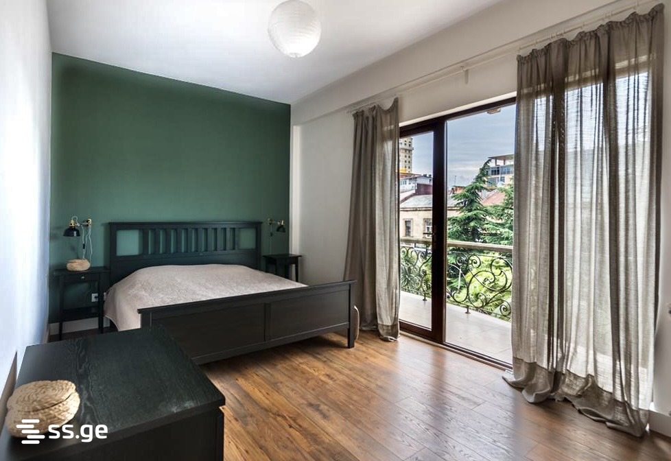 4 Room Apartment For Rent In Old Batumi District, In Batumi view 19