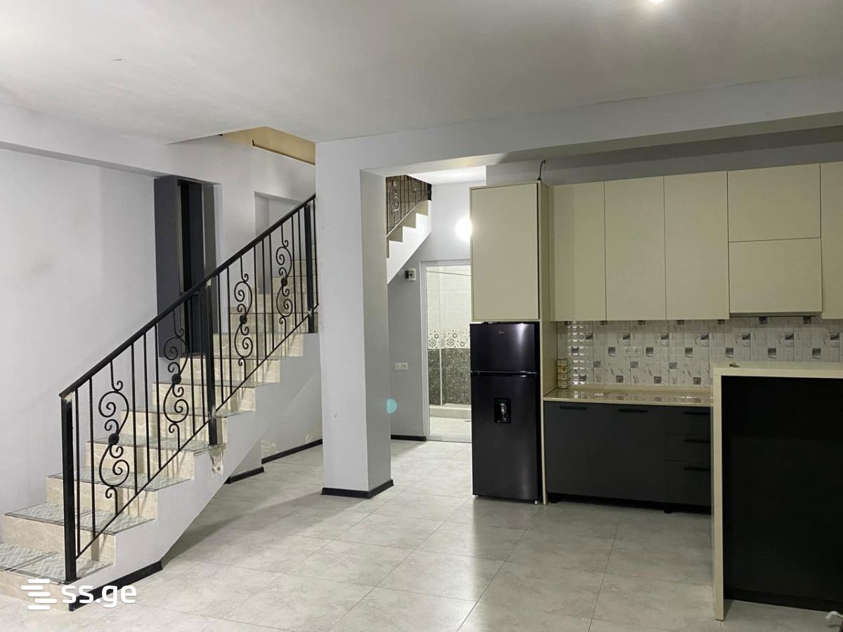 4 Room Private House For Rent. Kutaisi view 1