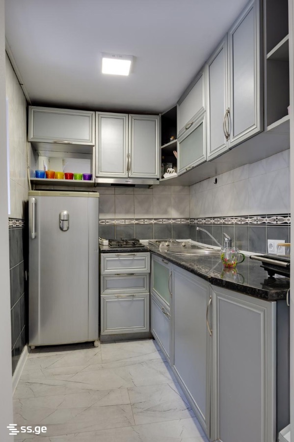 2 Room Flat Daily Rent. Sololaki view 6