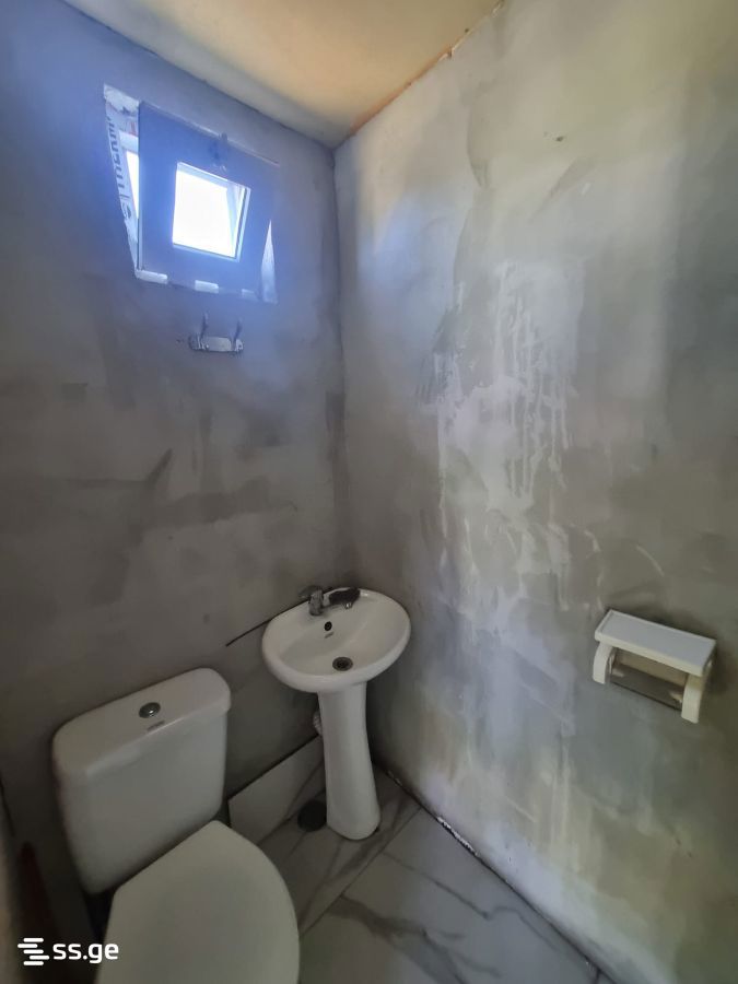 Commercial Space For Rent. Poti view 5