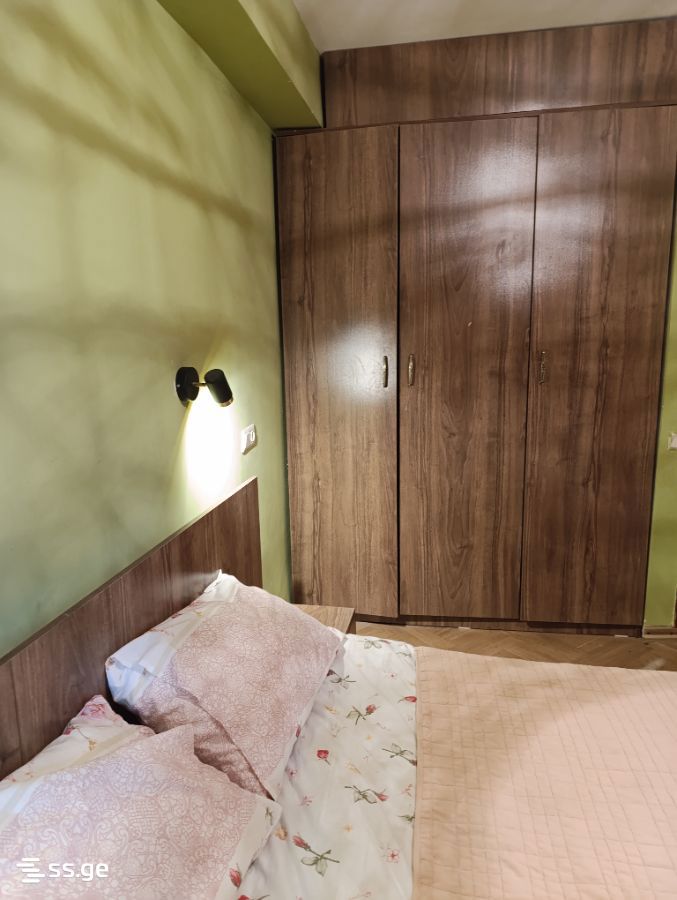 2 Room Flat For Rent. Borjomi view 10