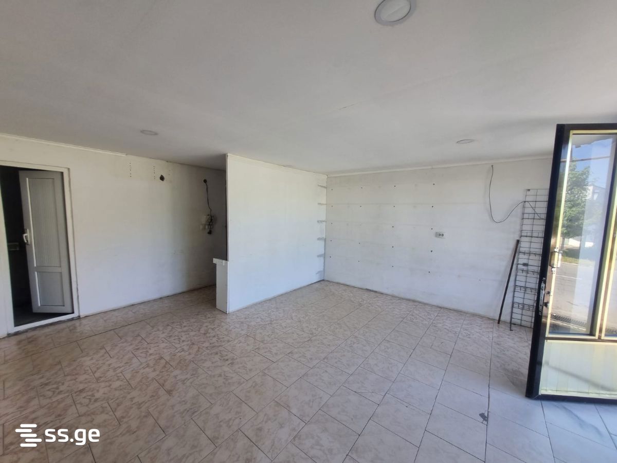 Commercial Space For Rent. Poti view 3