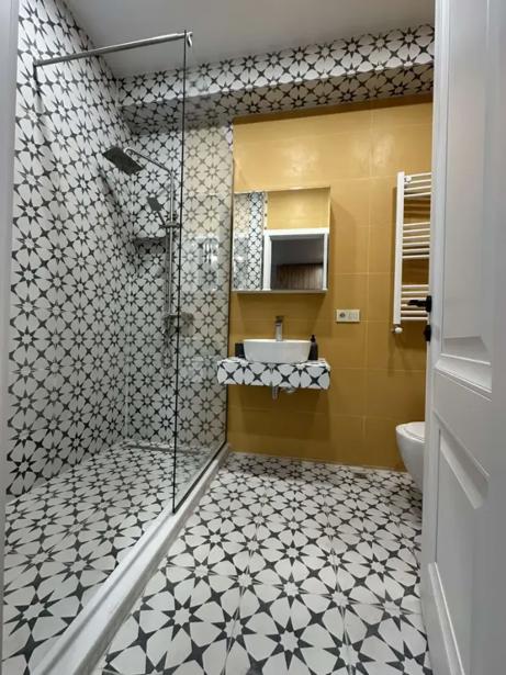 https://static.ss.ge/20260908/9_f1208234-06d0-4631-8074-2631282f3931_Thumb.jpg