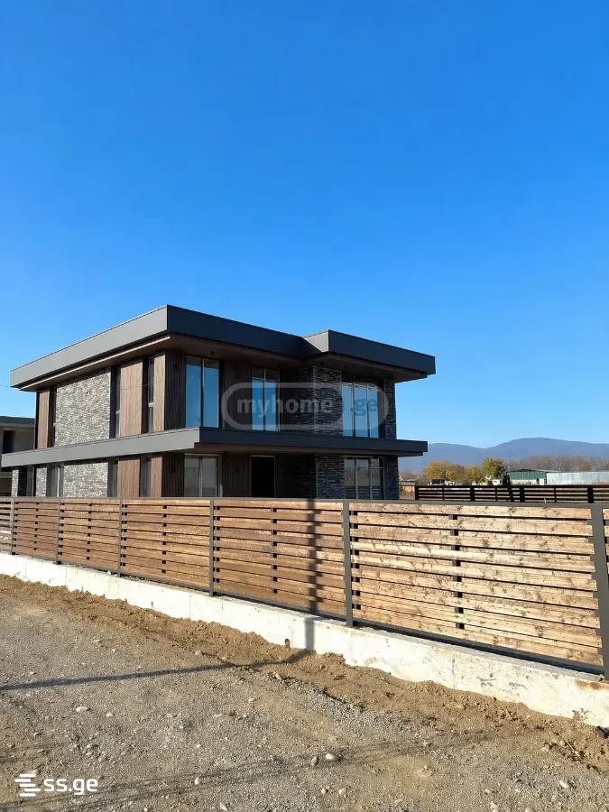 5 Room Private House For Sale view 5