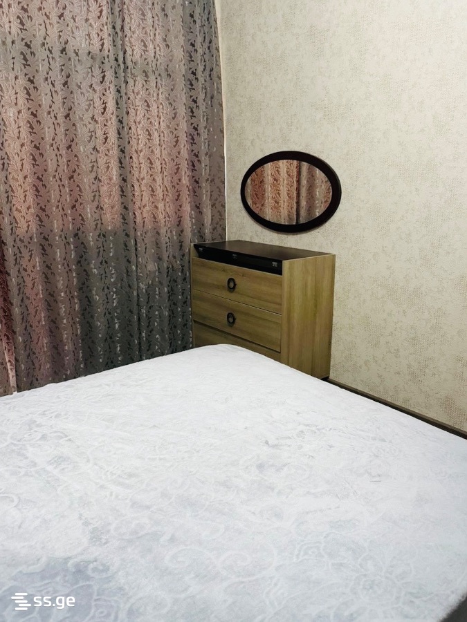 4-Room Apartment For Rent In Batumi, Ilia Chavchavadze St, 32a view 17
