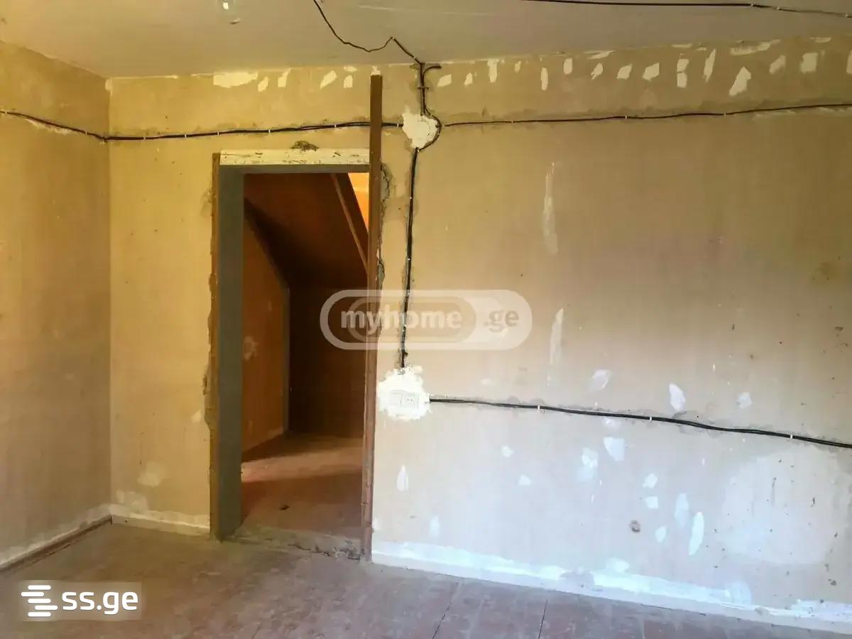 4 Room Flat For Sale view 4