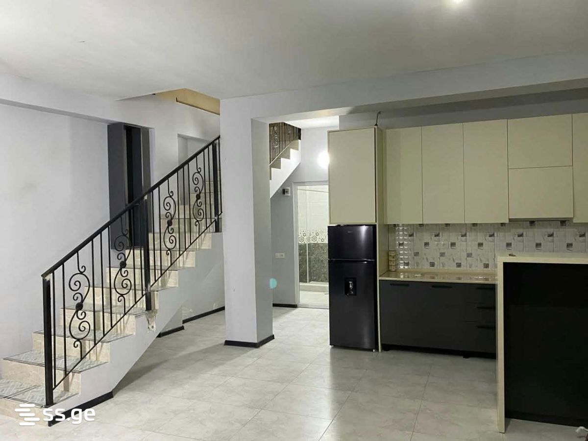 7 Room Private House For Rent. Kutaisi view 1