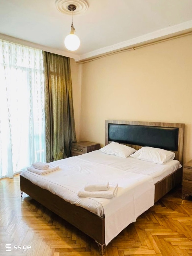 4-Room Apartment For Rent In Batumi, Alexandre Akhmeteli St, 3 view 21