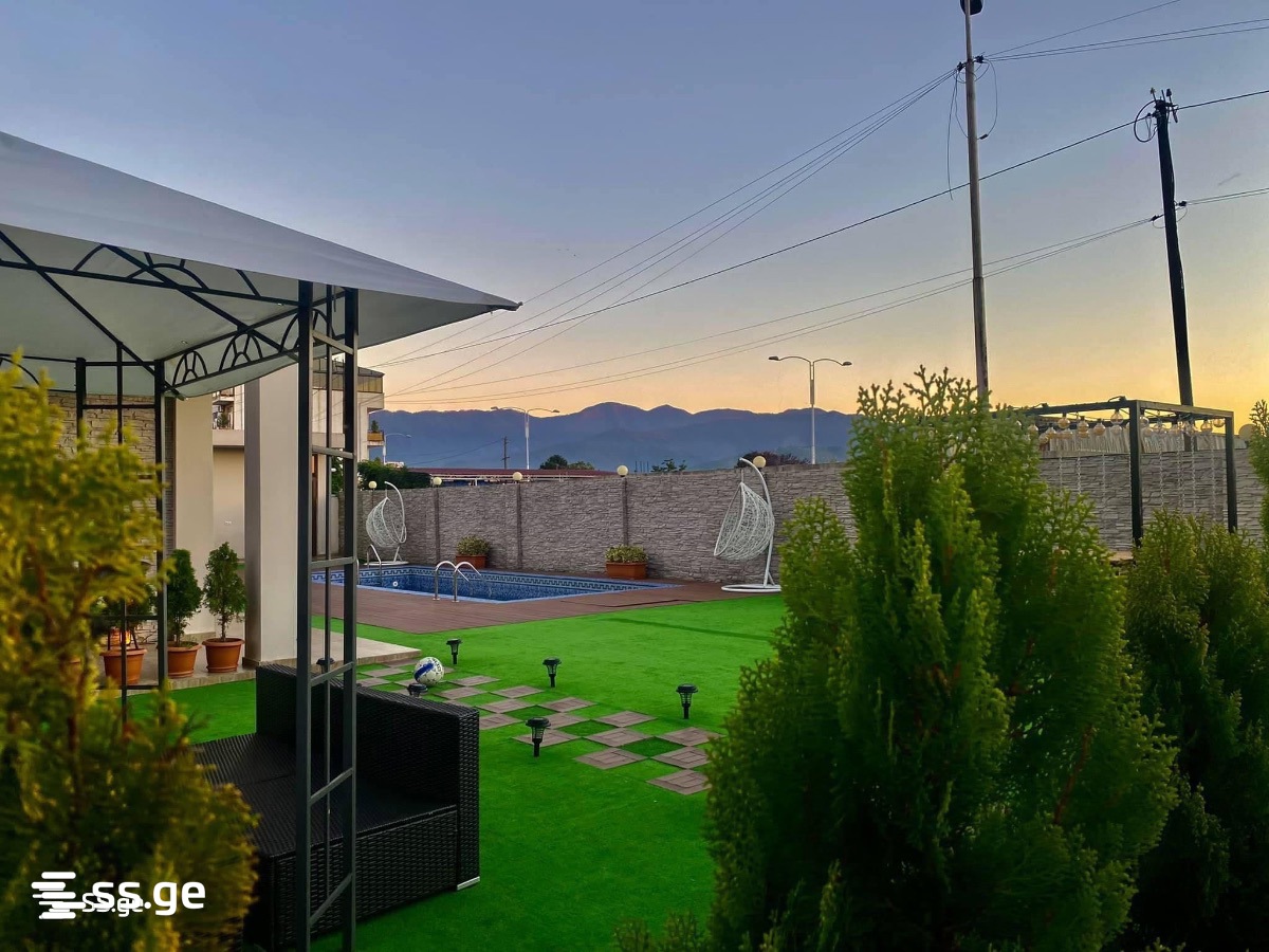 9 Room Summer Cottage For Sale view 3