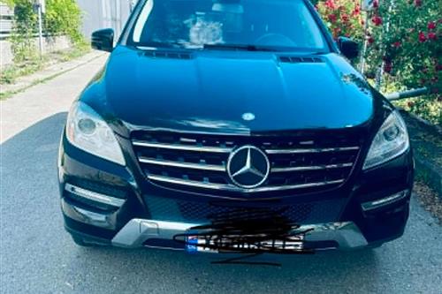 auto similar image