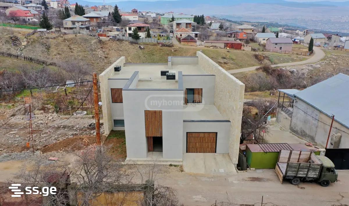 Продажа 8-комната Частный дом view 2