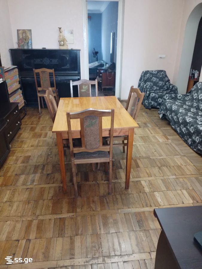 3 Room Flat For Sale view 2