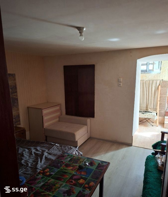 2 Room Private House For Sale view 3