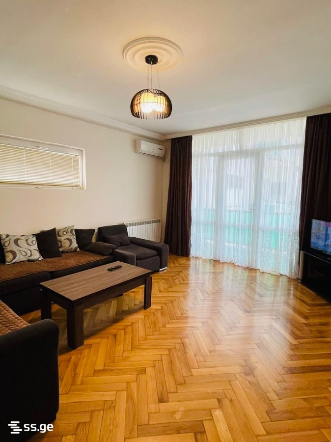 4-Room Apartment For Rent In Batumi, Alexandre Akhmeteli St, 3 view 16