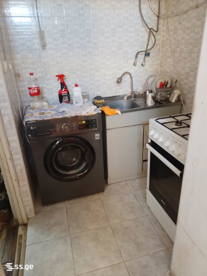 3 Room Flat For Sale view 4
