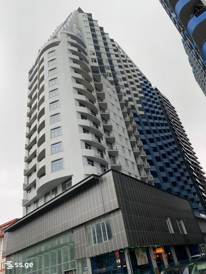 3-Room Apartment For Rent In Batumi, Sherif Khimshiashvili St, 47 view 29