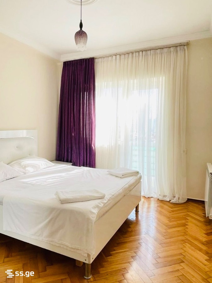 4-Room Apartment For Rent In Batumi, Alexandre Akhmeteli St, 3 view 19