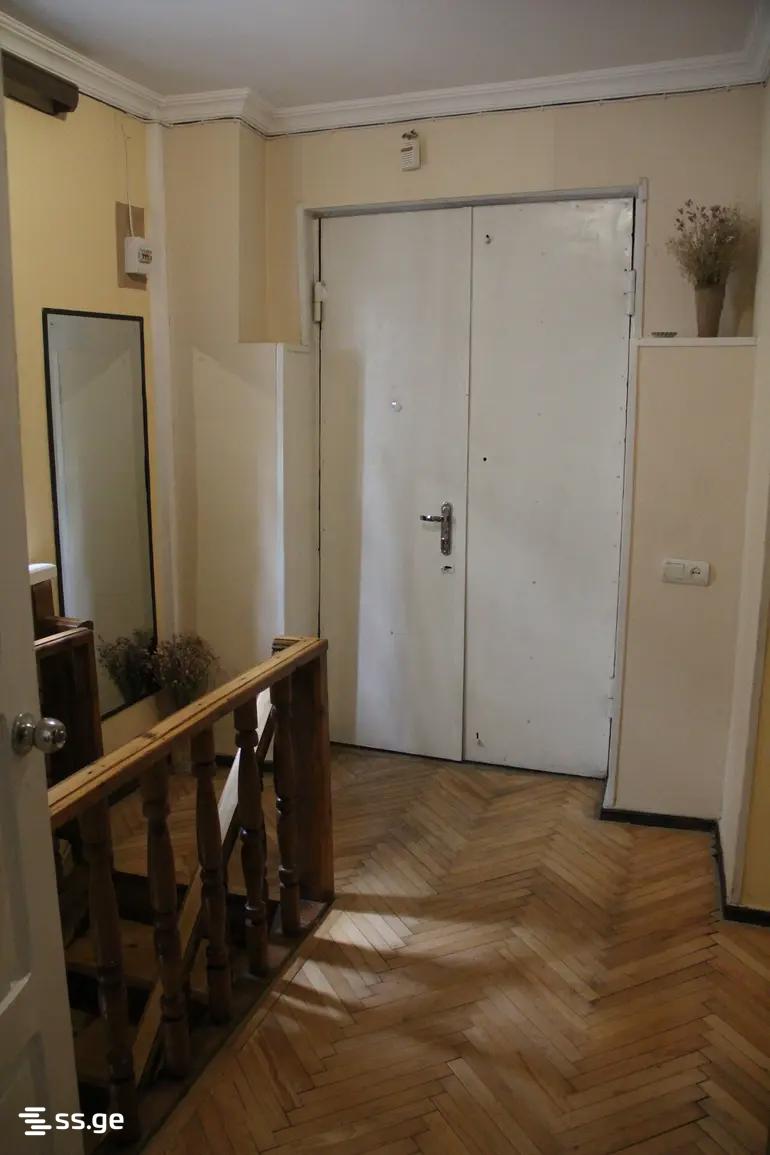 3 Room Private House For Sale view 8