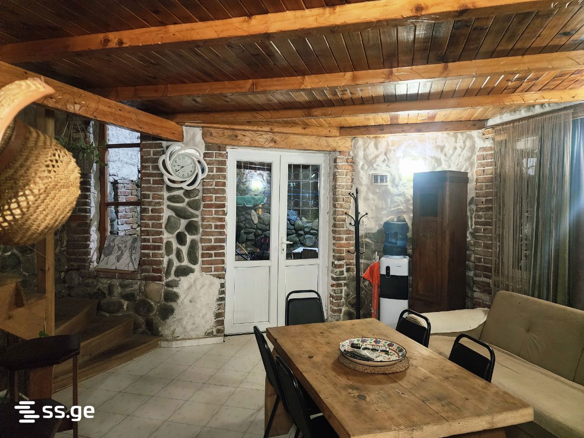 4 Room Private House Daily Rent. Ureki view 9