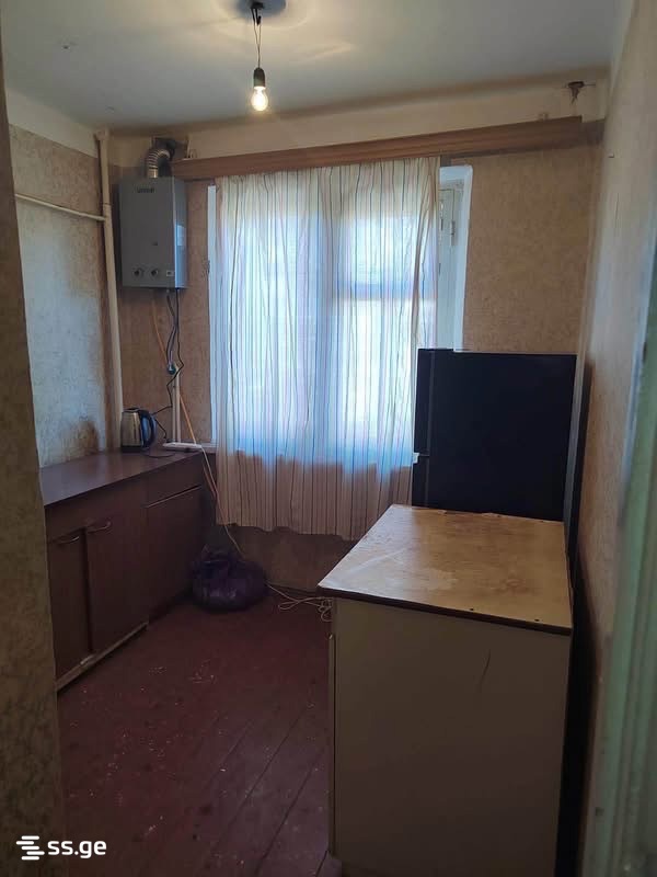 1 Room Flat For Sale view 2