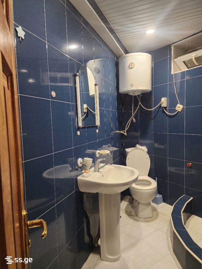 4 Room Private House Daily Rent. Ureki view 13