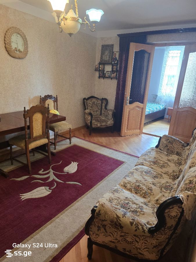 2 Room Flat For Rent. Kutaisi view 5