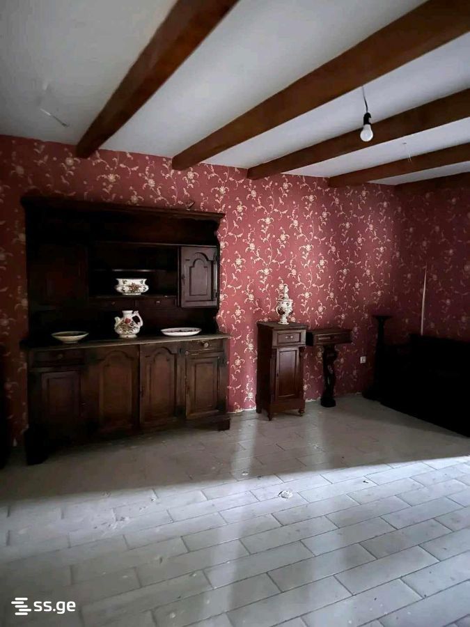 10 Room Hotel For Sale view 4
